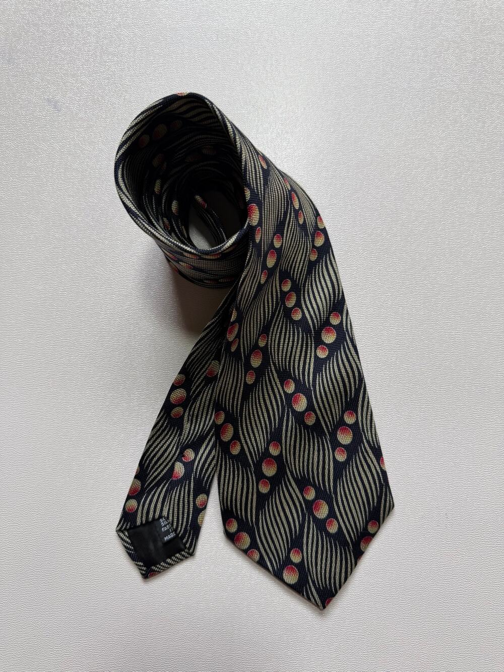 Hugo Boss Men's Black Multi Abstract Dots Geometric Silk Necktie Made in Italy